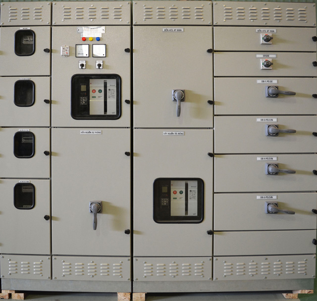 Automatic Transfer Switches (ATS)