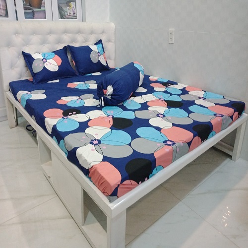 Poly Lovie bedding set