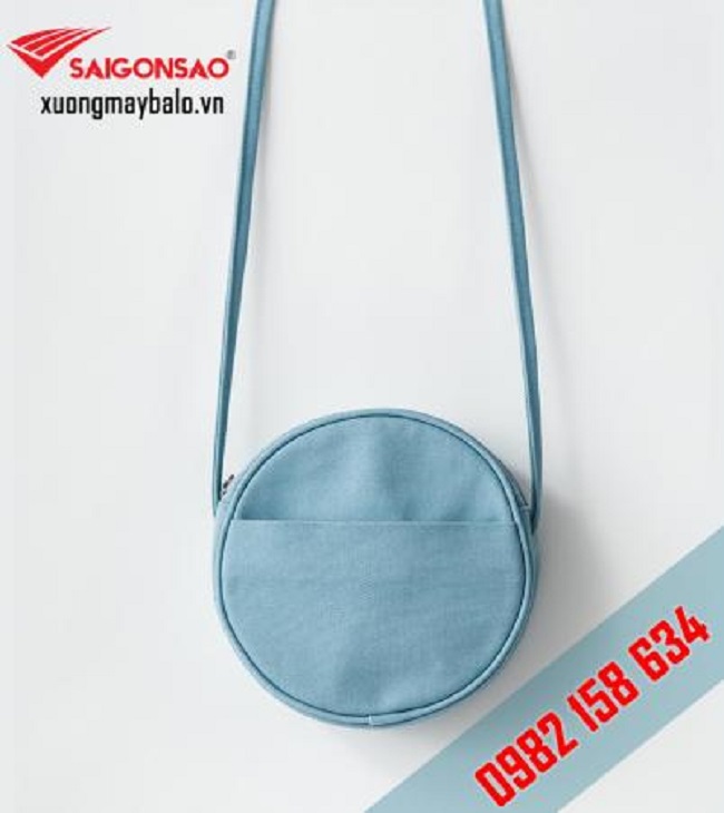 Round canvas handbag
