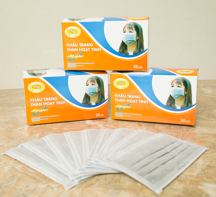 4 thin layers face mask