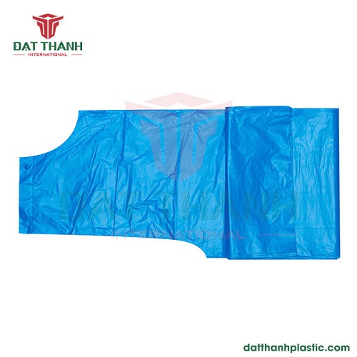 Disposable polyethylene apron
