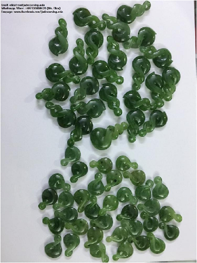 Single Twist Natural Jade Lucky Pendant