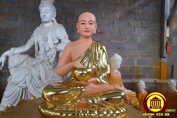Sivali statue