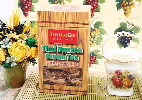 Premium green tea gift box