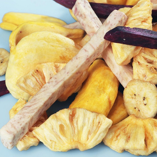 Dried mixed fruits
