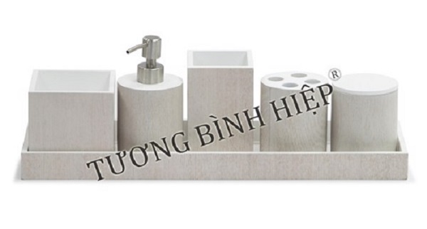 Bathroom kit
