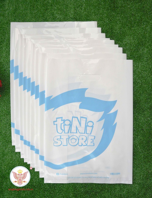 Die cut plastic bag