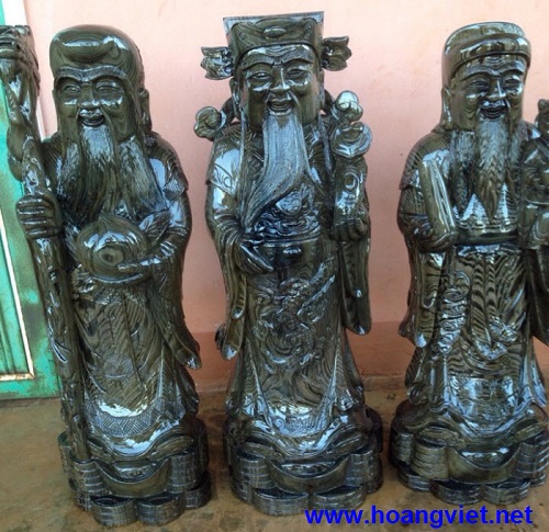 Happiness, wealth, and longevity statues