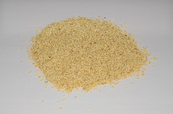 Minced cashew kernel