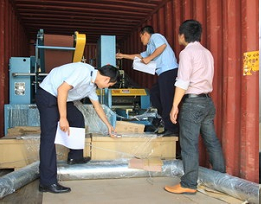 Customs declaration service