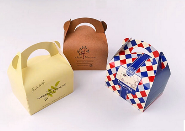 Service for designing and printing paper bags