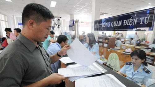 Customs brokerage