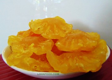 Tender dehydrated pineapple