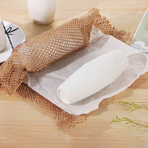 Honeycomb paper for packaging