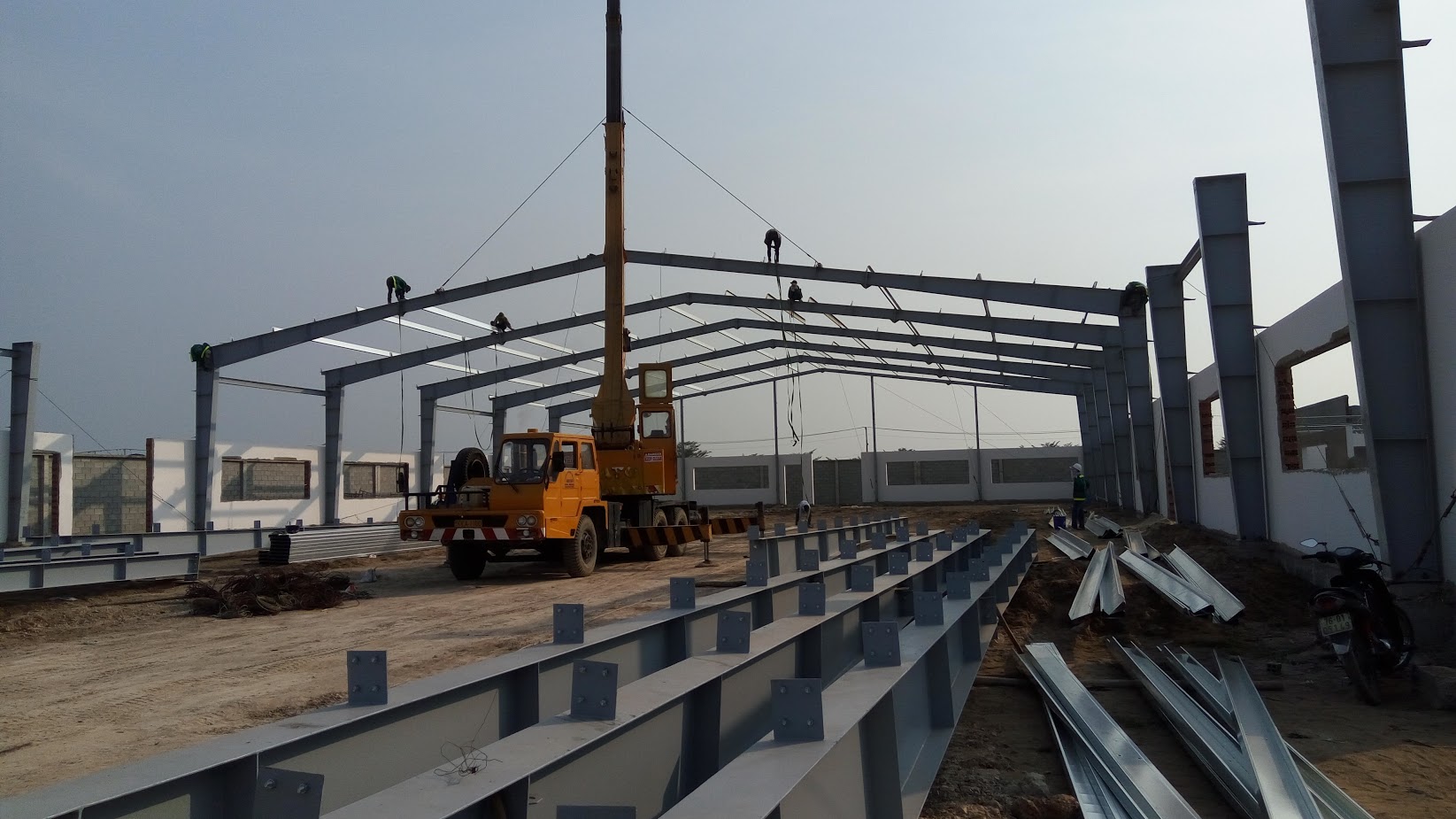 Manufacturing facility construction